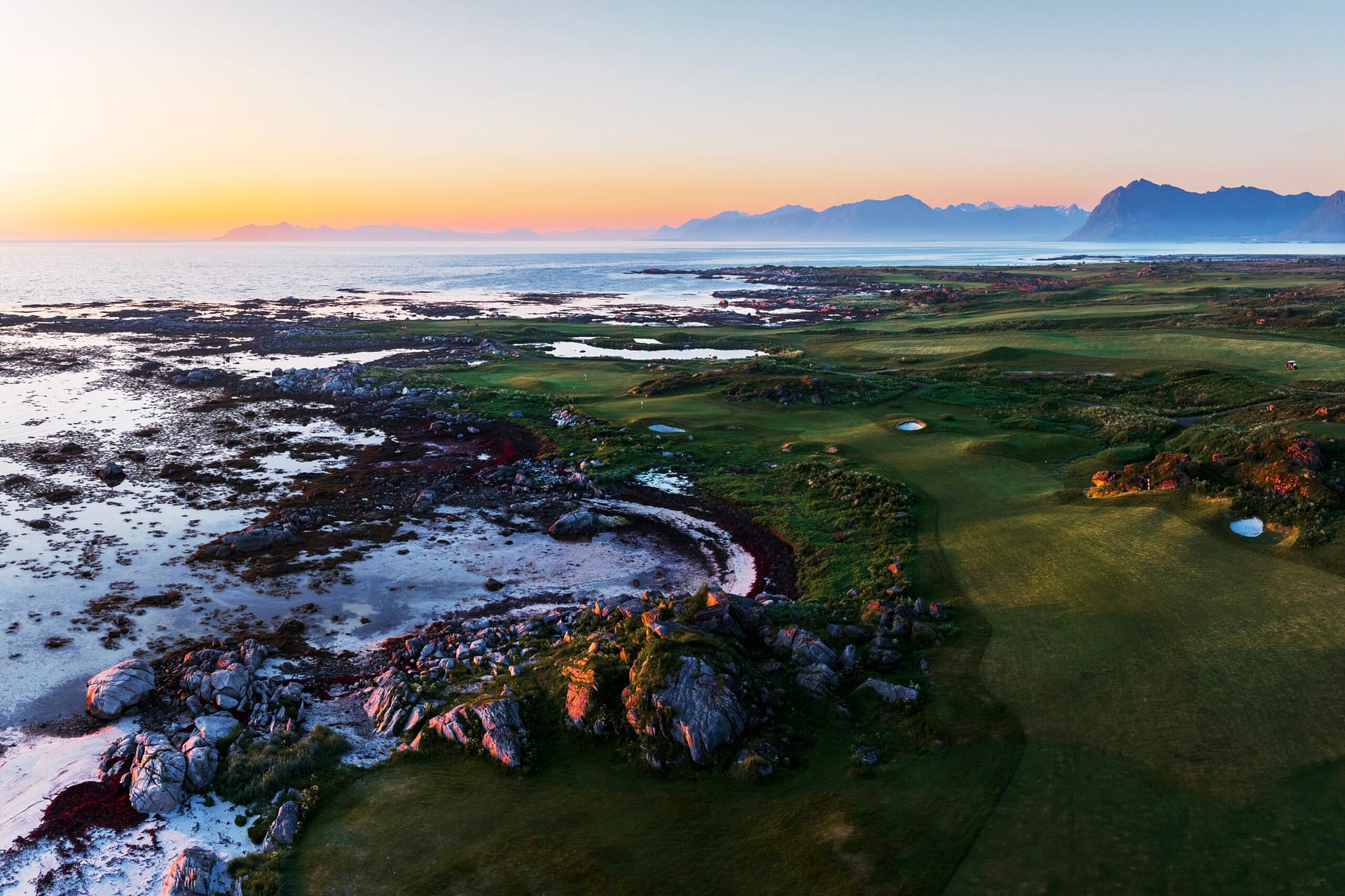 Lofoten Links photos